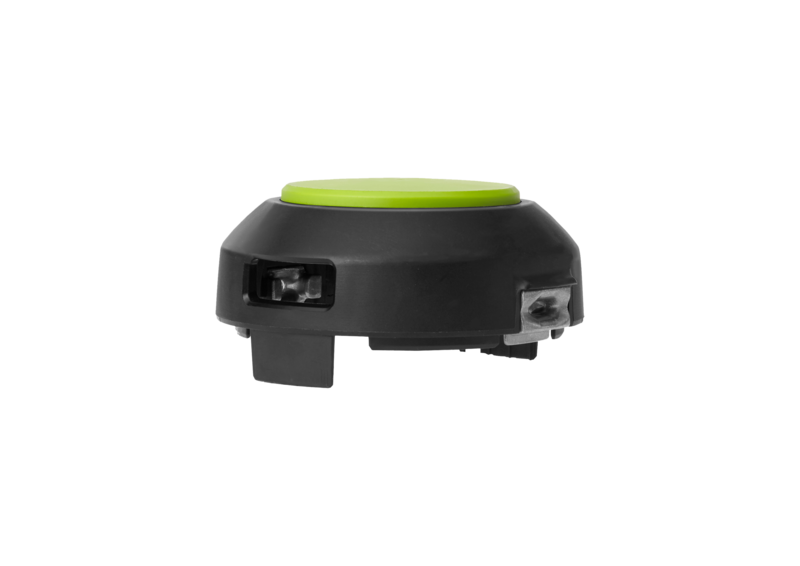 AH1520 EGOEU TRIMMER HEAD ON WHITE 02