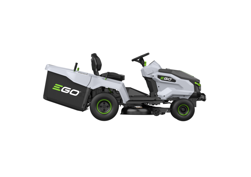 TR3800E B EGOEU TRACTOR ON WHITE 04