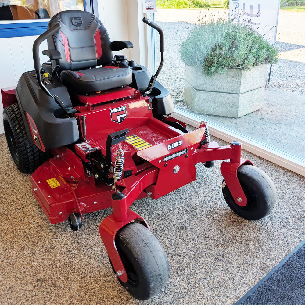 ferris 500s isx kompakt zero turn graesslaamaskine